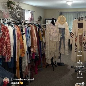 All Kinda Of Everything In My Boutique. Thousands Of Stunning Pieces And Startin